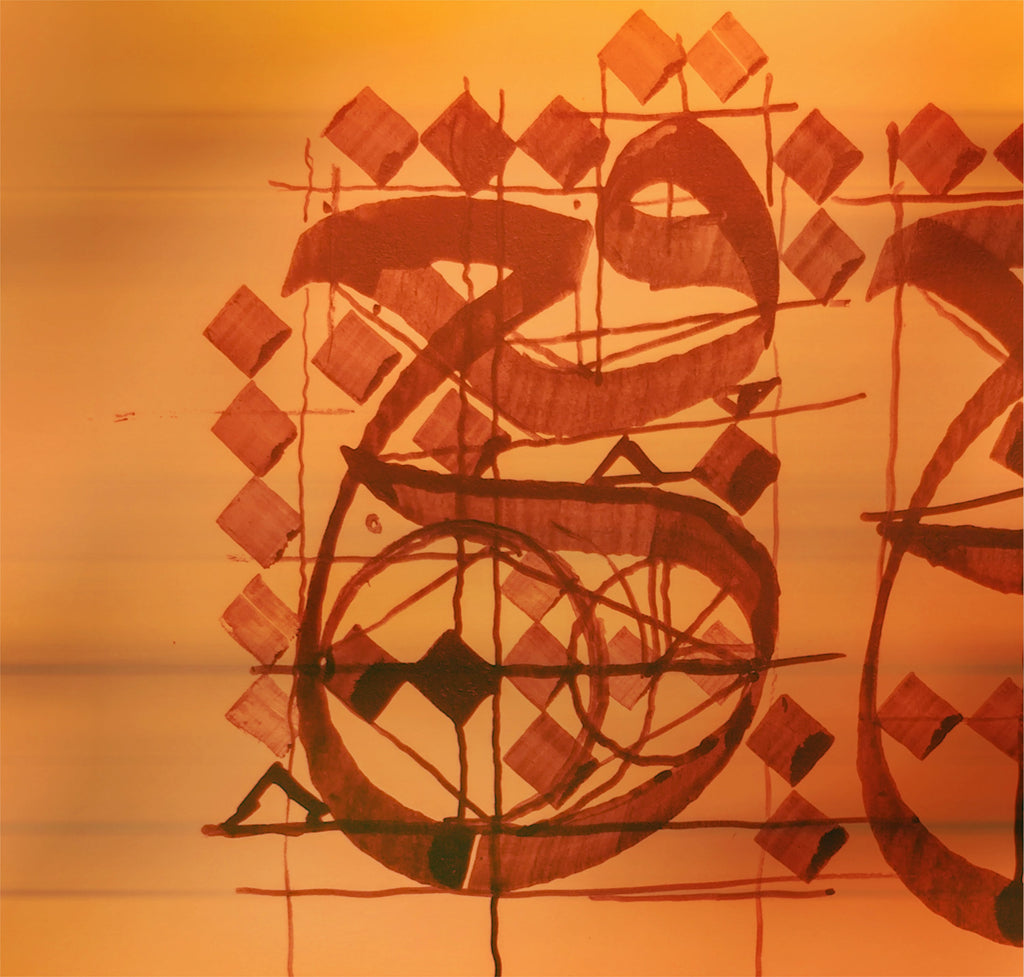 Detailed construction of practising lettering formation in Arabic calligraphy Thuluth script.
